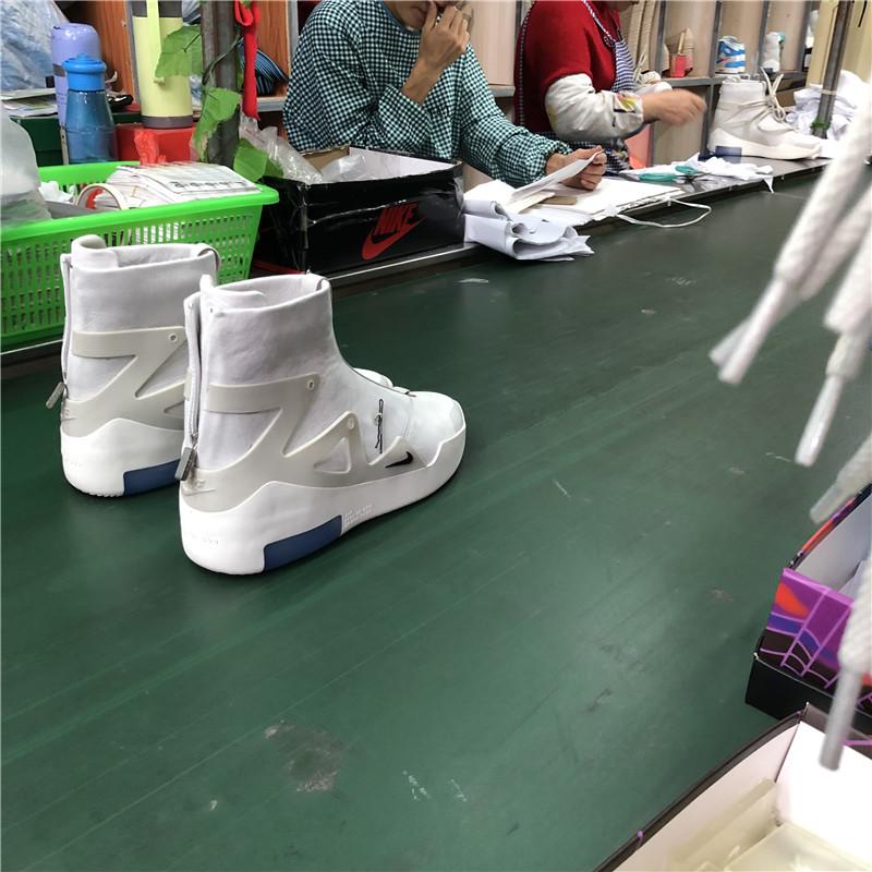 EXCLUSIVE RETAIL PK GOD NIKE AIR FEAR OF GOD 1 LIGHT BONE/BLACK AR4237-002 READY TO SHIP